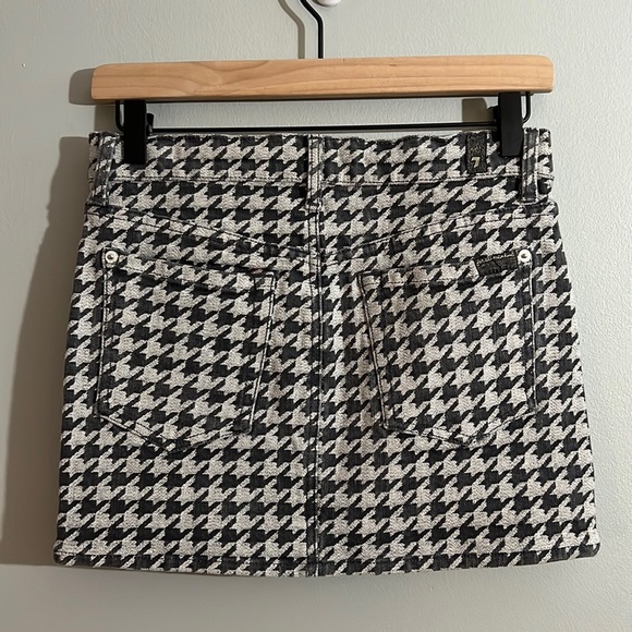 Vintage 7 for All Mankind Mini Skirt - Size 26 - Picture 2 of 6